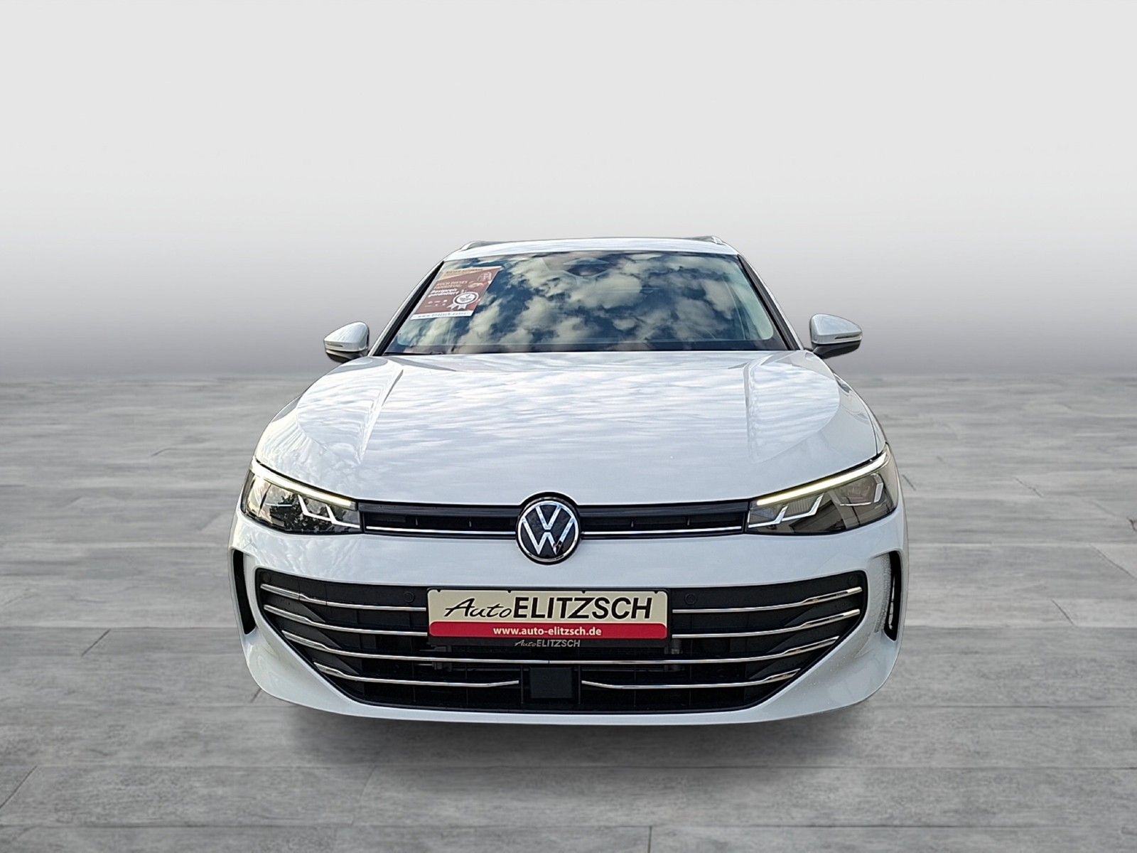 Fahrzeugabbildung Volkswagen Passat Variant eTSI Business DSG LED Navi AID AC