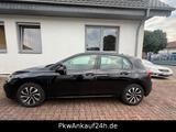 Volkswagen Golf VIII Lim. Active - mit Diesel-Antrieb: Beheizbare Frontscheibe, Limousine
