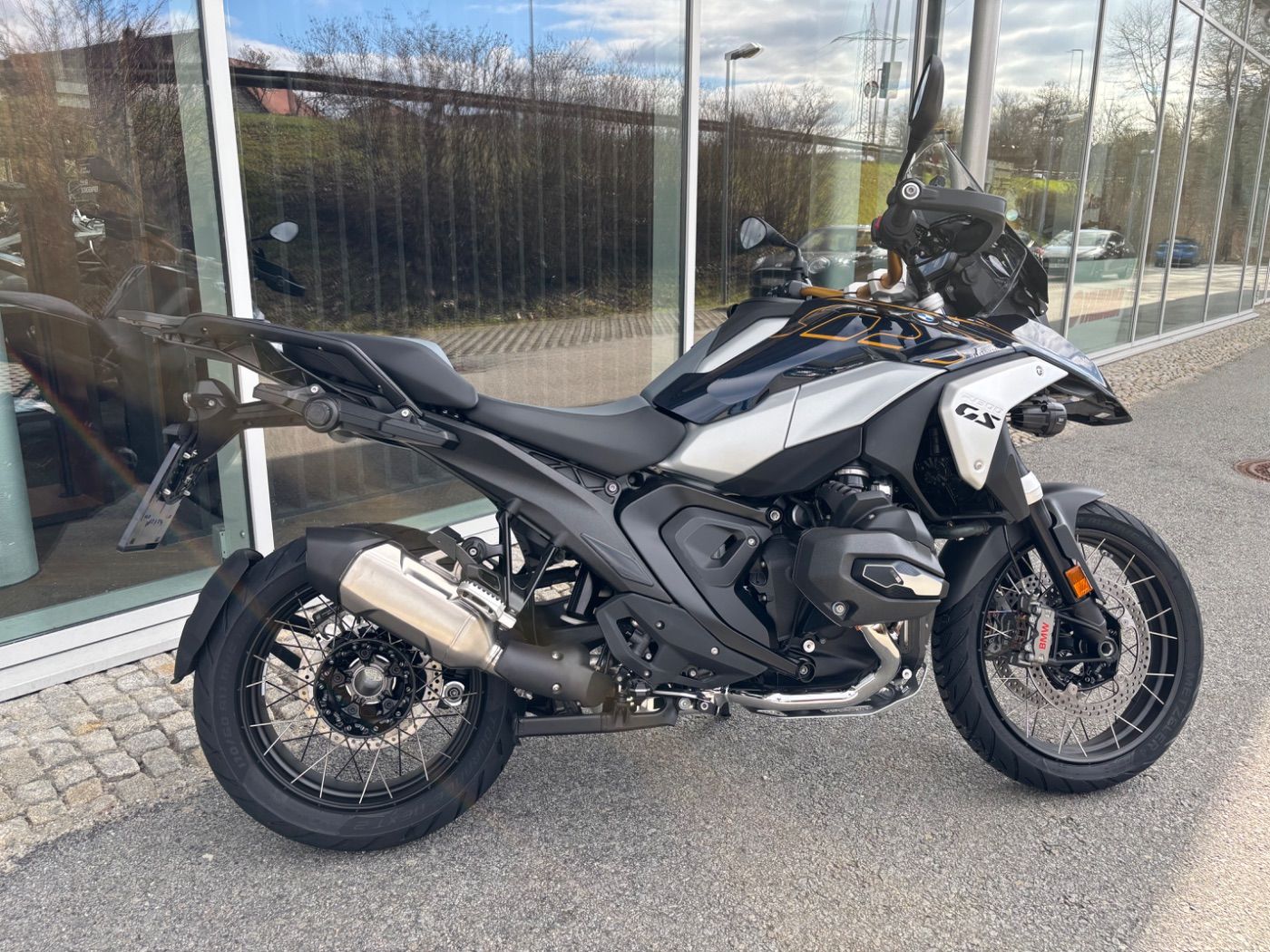 Fahrzeugabbildung BMW R 1300 GS Option 719 ASA