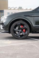 Bentley Bentayga 4.0 V8 EWB Azure 4WD Autom. Azure - Bentley Bentayga aus 2023