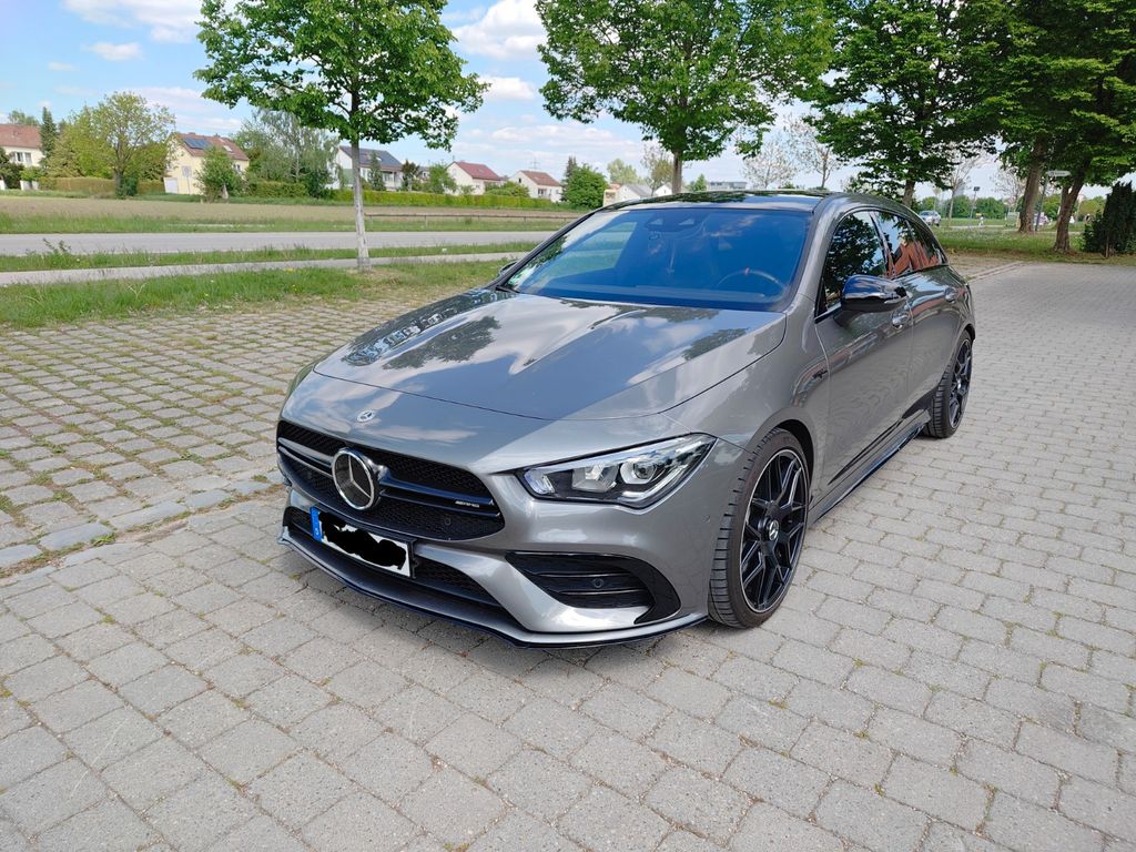 Mercedes-Benz CLA 35 AMG Shooting Brake
