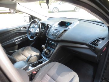 Ford Kuga - 11