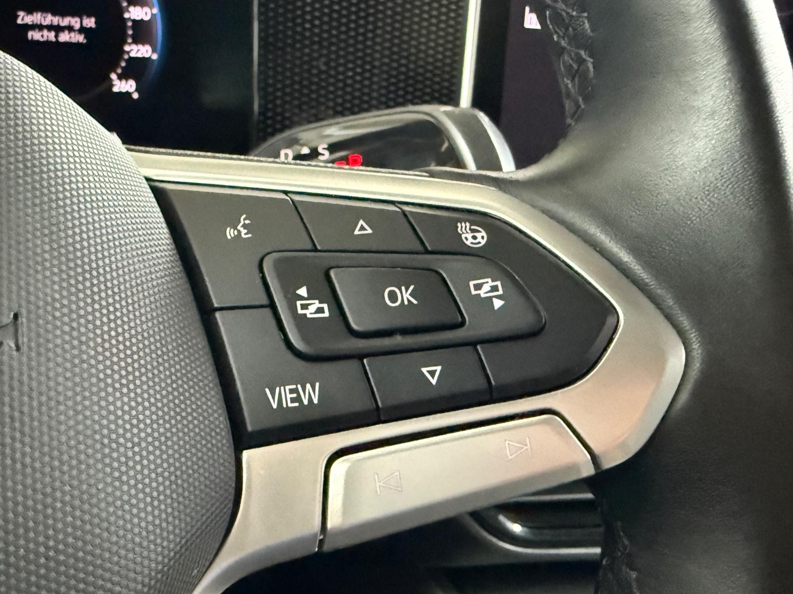Volkswagen Passat Business 2.0 TDI HUD*AHK*LED*DCC, миниатюра 30