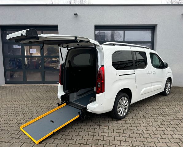 Opel Combo Ultimate Behindertengerecht Rollstuhlrampe