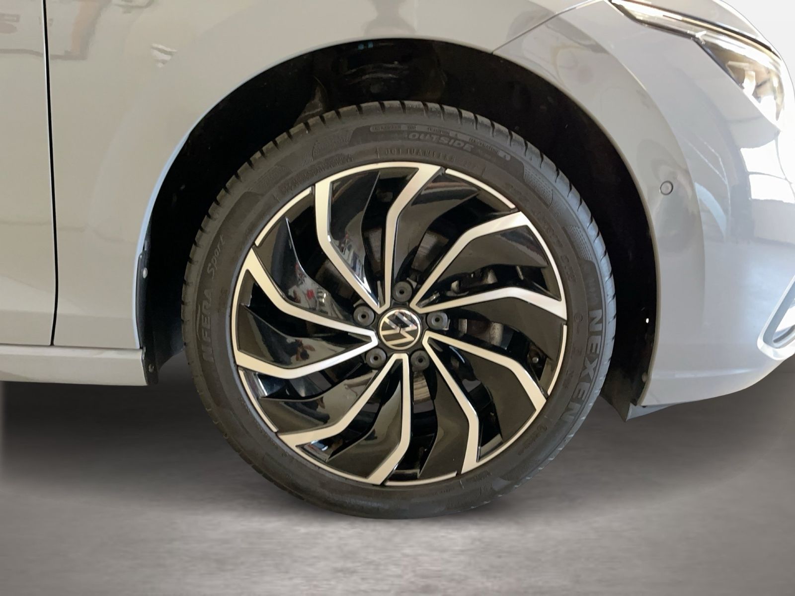 Volkswagen Golf - Bild 6