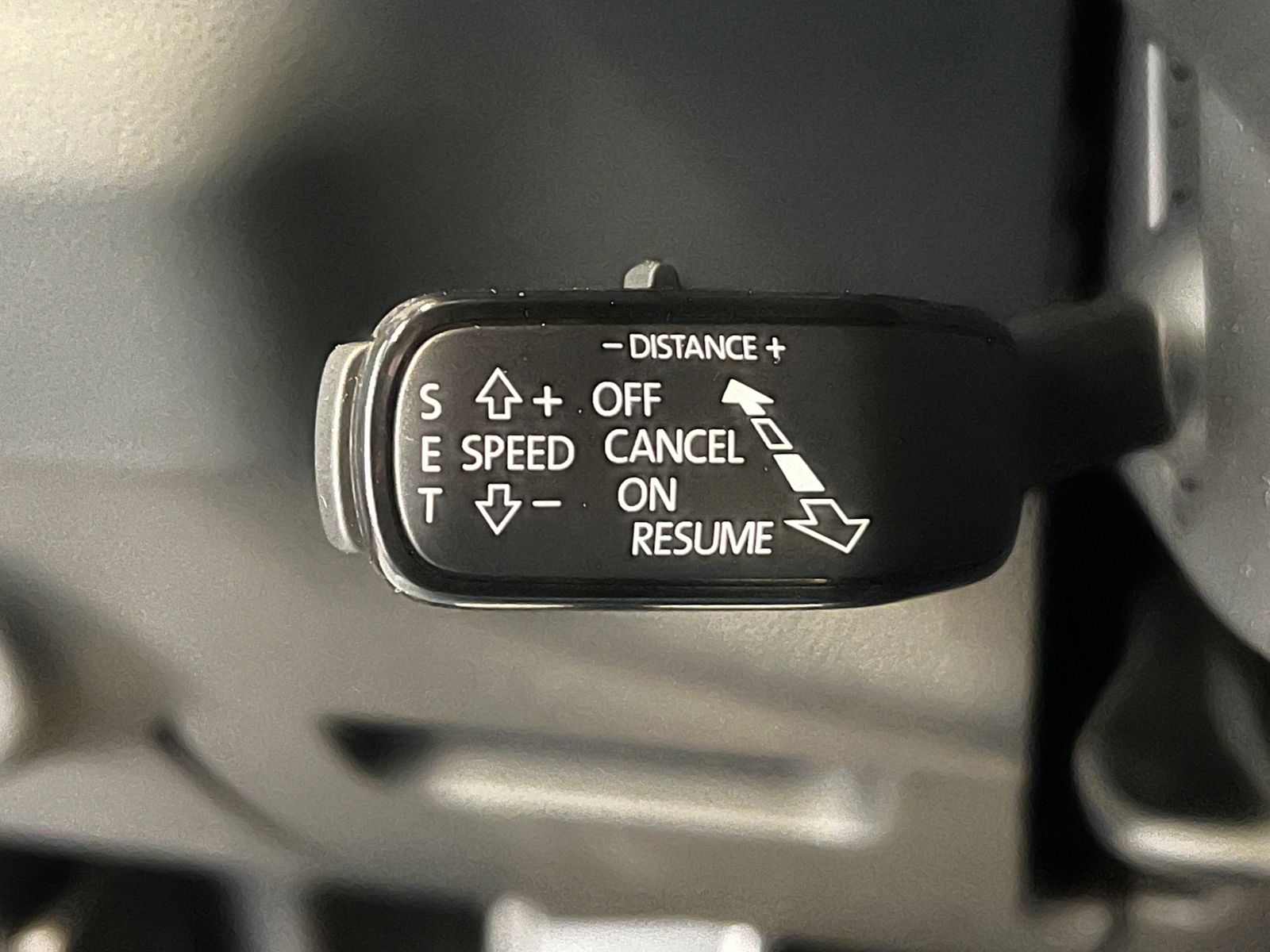 Fahrzeugabbildung SKODA Karoq Sportline 2.0 TDI DSG 4x4 *AHK,Canton-Soun