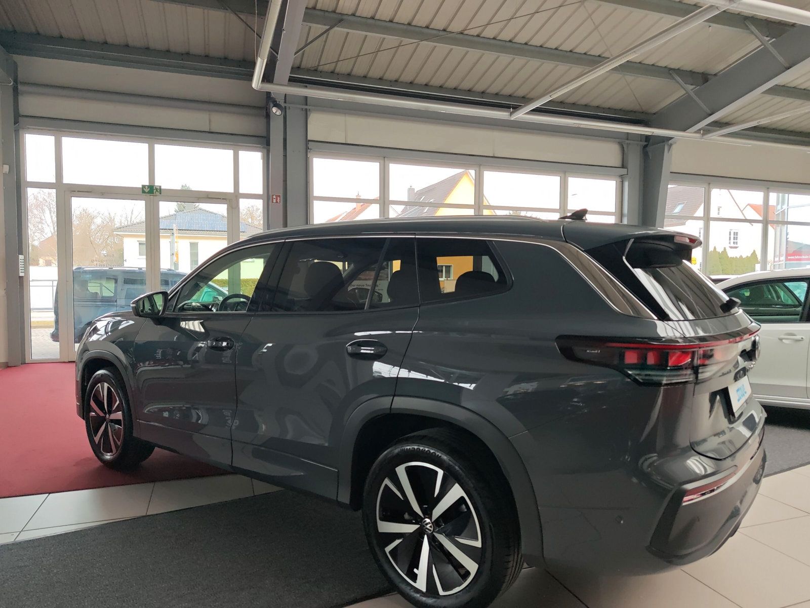 Tayron Elegance TDi DSG Navi Matrix AZV Elegance