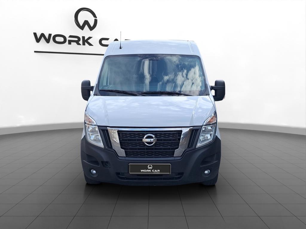 Nissan Interstar