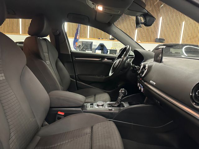 Audi A3 Sportback e-tron sport*2. Hand*Klima*Navi*LED