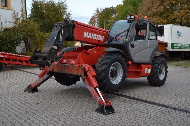 Manitou MT1440 ST3B mit Abstützung