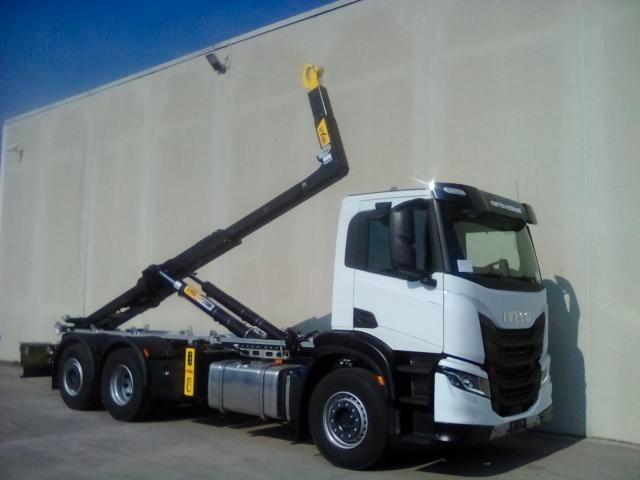 Iveco AD280X48 Y/PS ON X-WAY