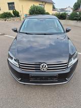 Volkswagen Passat Lim. Trendline BlueMotion - Volkswagen Passat aus 2011: Bluemotion