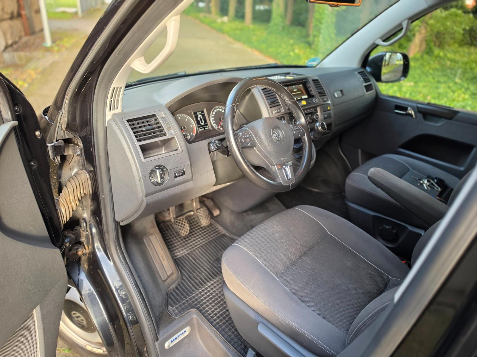 VOLKSWAGEN T5 MULTIVAN - 2.0TDI - 140 CV - BVM - VOLANT EN CUIR
