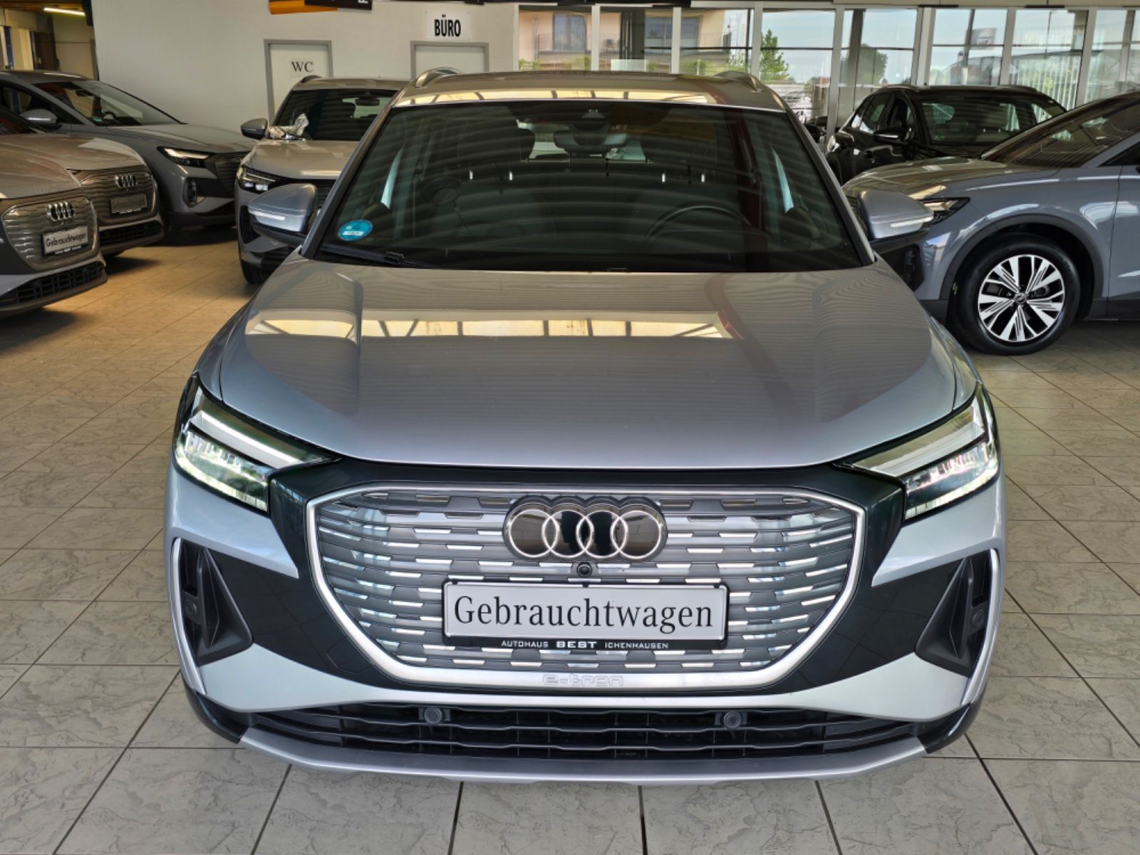 Audi Q4 45 e-tron quattro S line SONOS RFK SHZ 20"ACC imagem 3