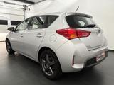 Toyota Auris 1.8 VVT-i Hybrid Executive Bi-Xenon+R-Kame - Toyota Auris mit Hybrid-Antrieb: 1.8