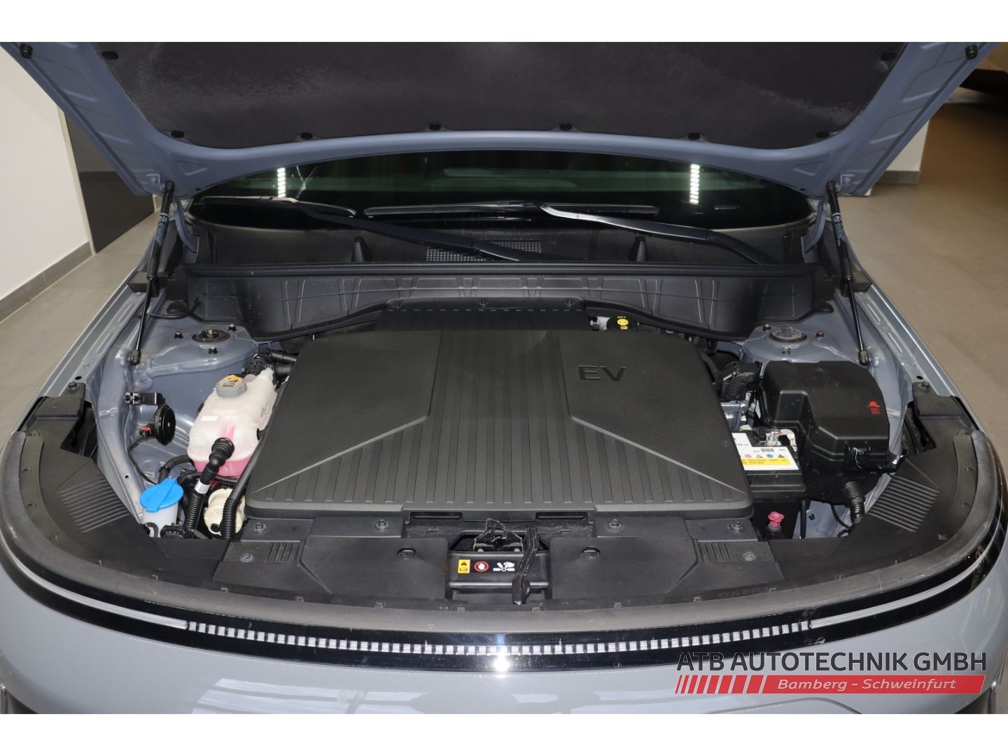 Fahrzeugabbildung Hyundai KONA Elektro N Line 65,4 kWh 2WD 218PS 98,6% SOH