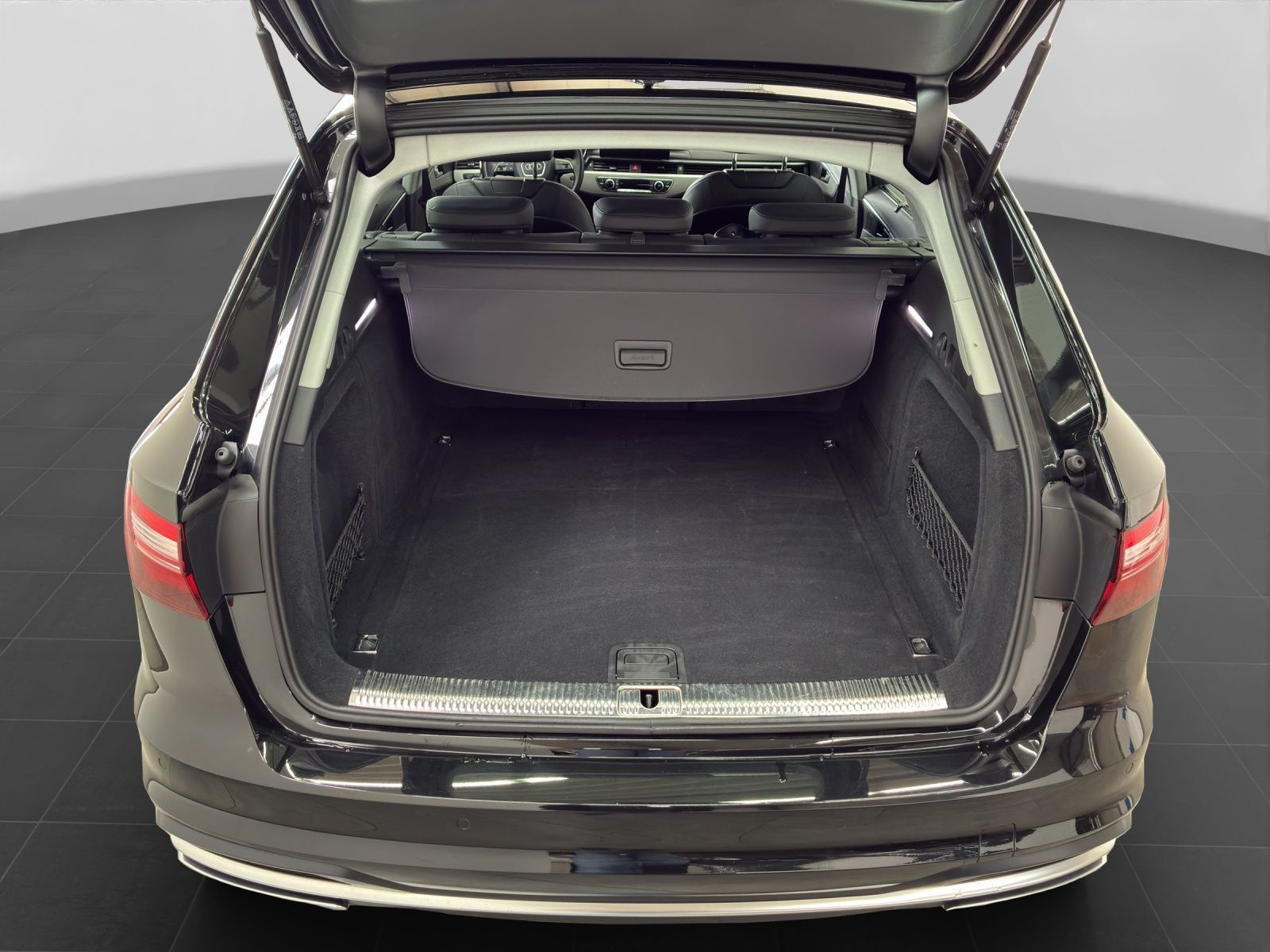 Audi A4 - Bild 8