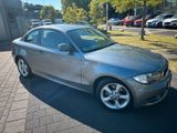 BMW 120i 1er Coupe E82 - BMW aus 2010: 1er