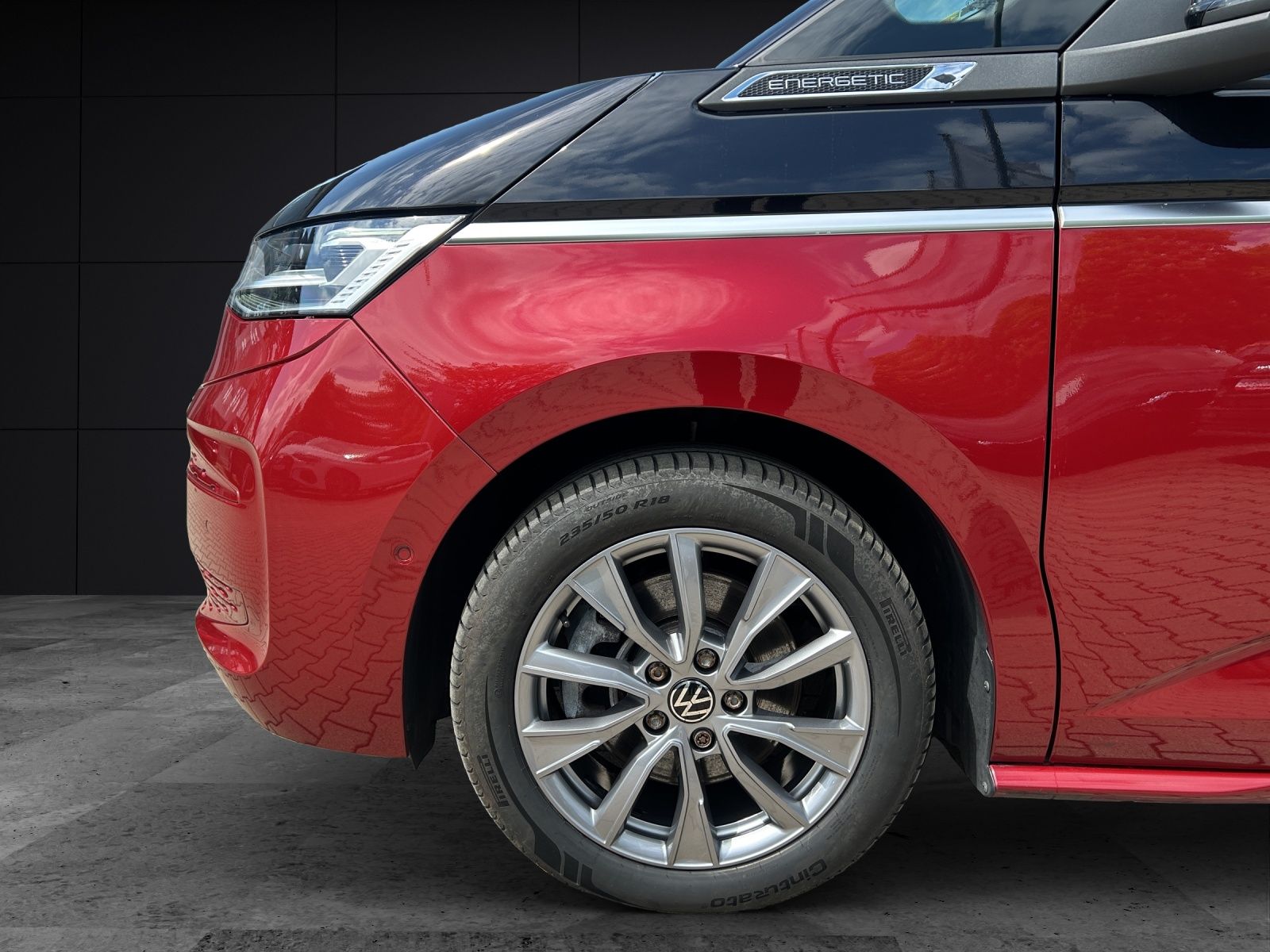 Fahrzeugabbildung Volkswagen T7 Multivan eHybrid ENERGETIC  DSG LED STANDH NA