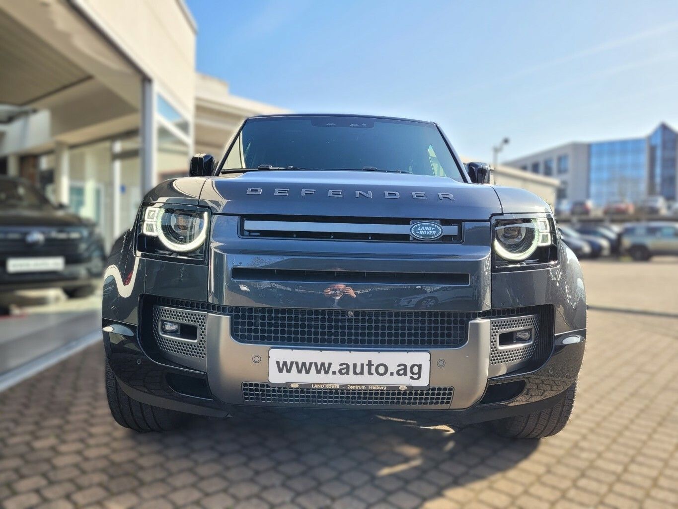 Land Rover Defender 130 D300 Outbound AHK HUD Matrix Standh foto 4