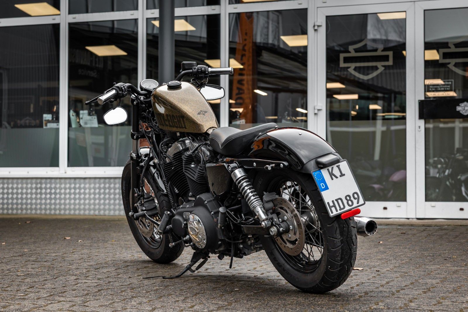 Fahrzeugabbildung Harley-Davidson XL1200X SPORTSTER FORTY-EIGHT - Miller Auspuff -