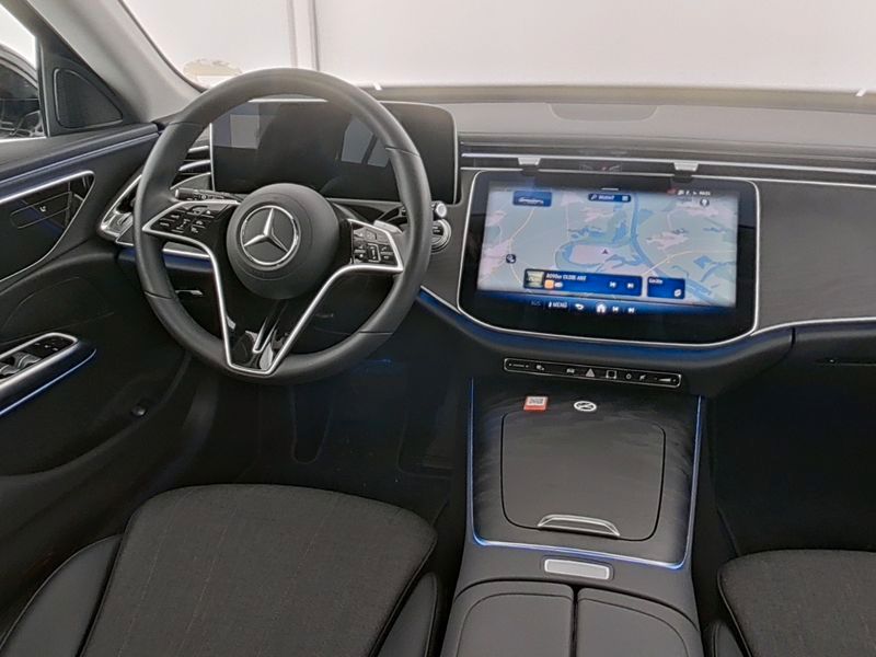 MERCEDES-BENZ E-Class 2026