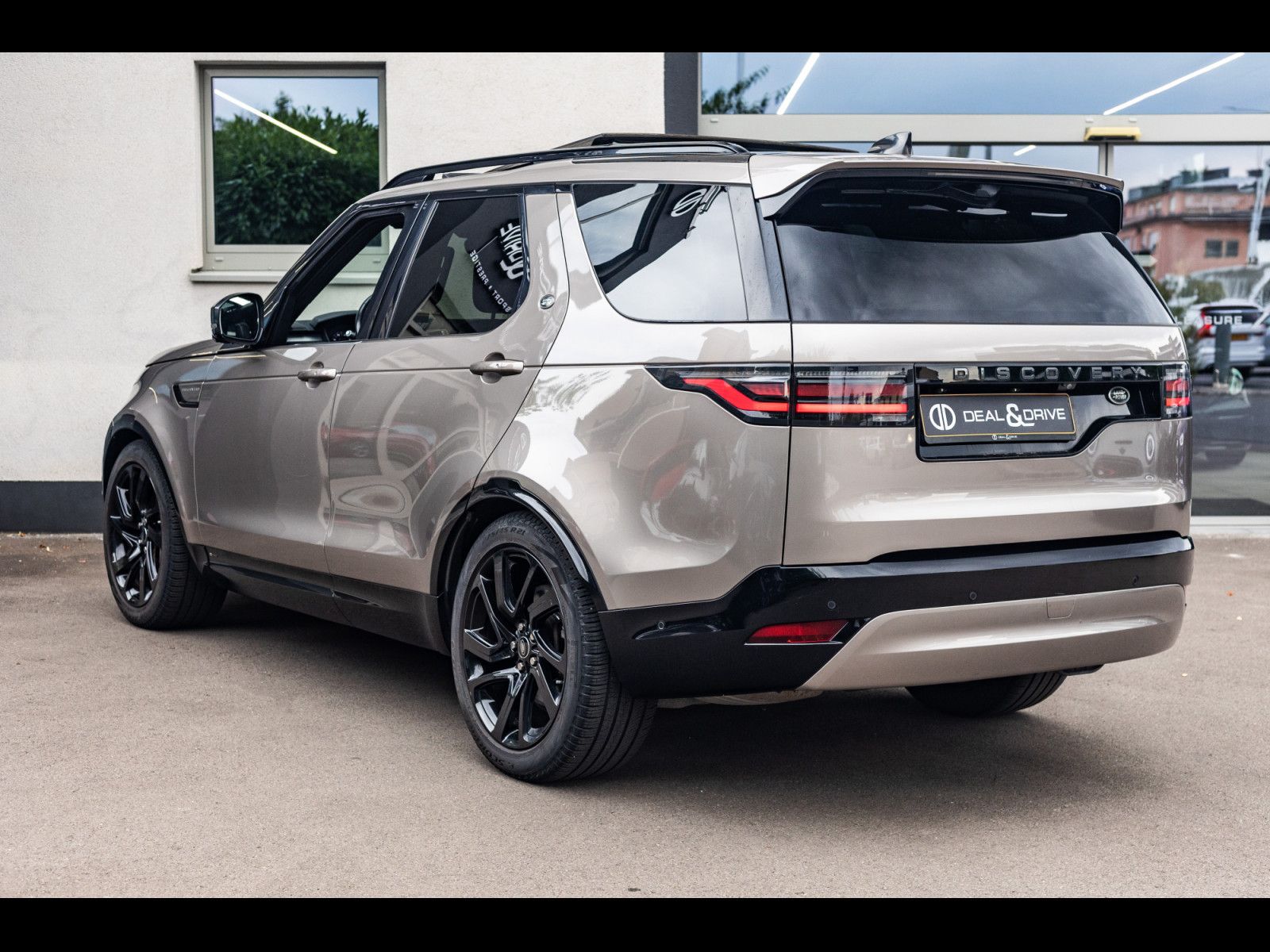 Land Rover Discovery D250 MHEV R-DYNAMIC HSE°7-SITZE°AHK imagem 3