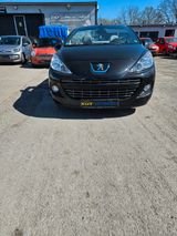 Peugeot 207 CC Cabrio-Coupe Roland Garros - Peugeot 207 Gebrauchtwagen in Stuttgart