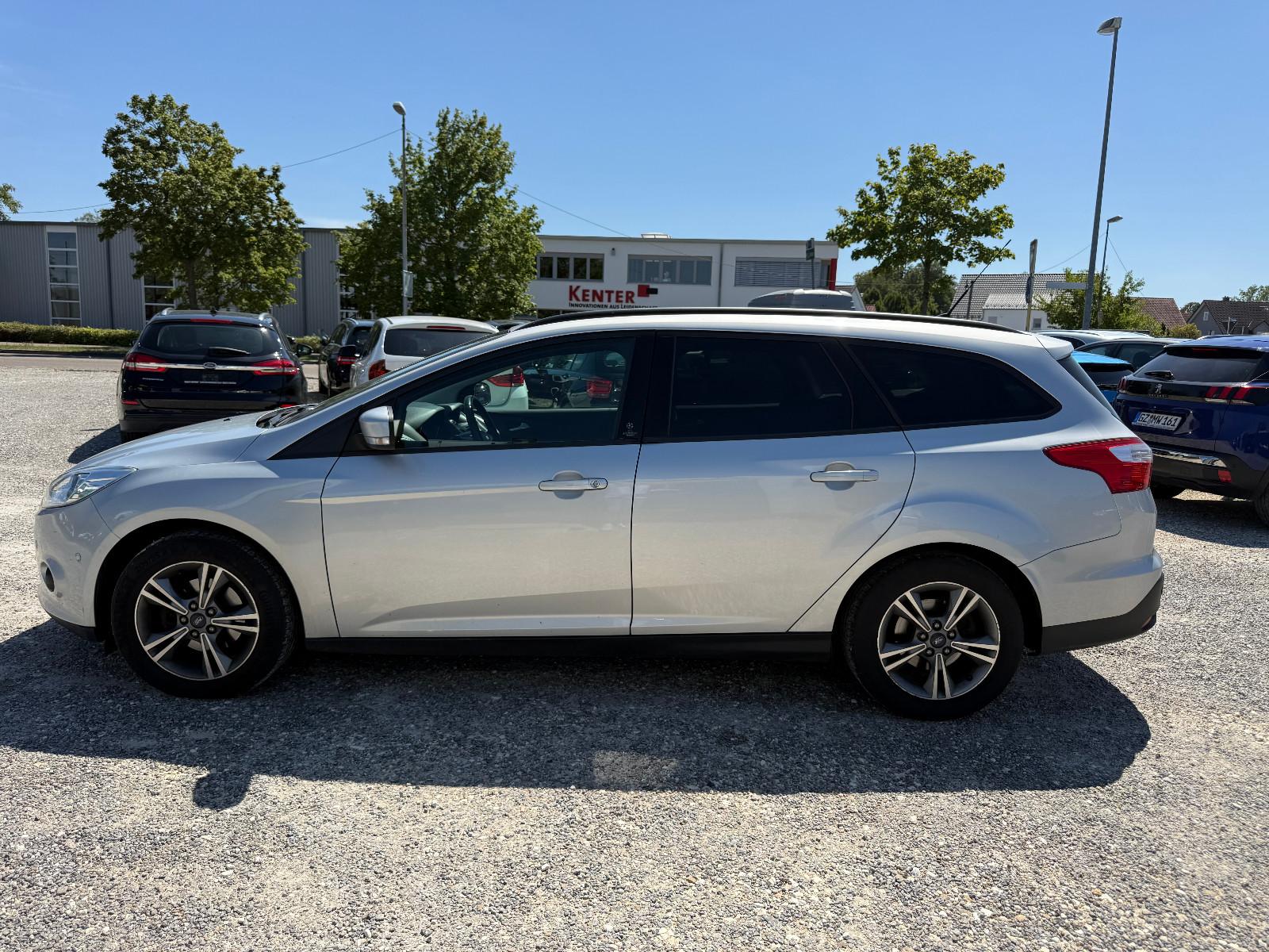Ford Focus 2013 — photo 8