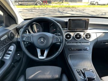 Fahrzeugabbildung Mercedes-Benz C 200d T Avantgarde*Totwinkel*Kamera*NightPaket