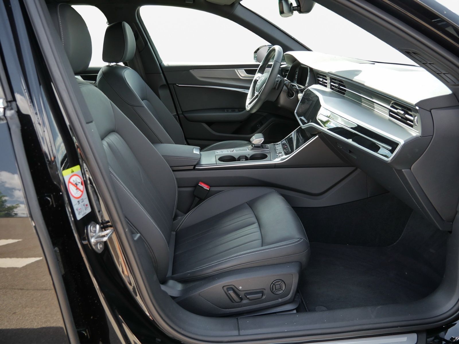 Audi A6 Avant 50 TFSIe quattro 64km WLTP Business 360 foto 4
