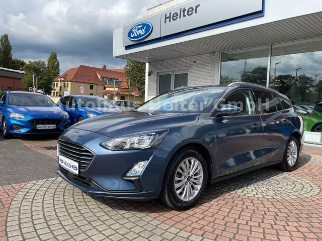 Ford Focus Turnier Titanium X  /e.Klappe+Kamera+Navi