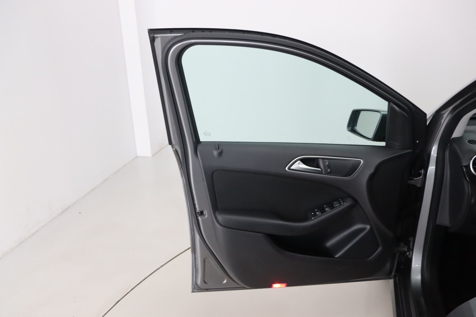 Fahrzeugabbildung Mercedes-Benz B 200 BlueEFFICIENCY * Bi-Xenon * Sitzhzg. * PDC