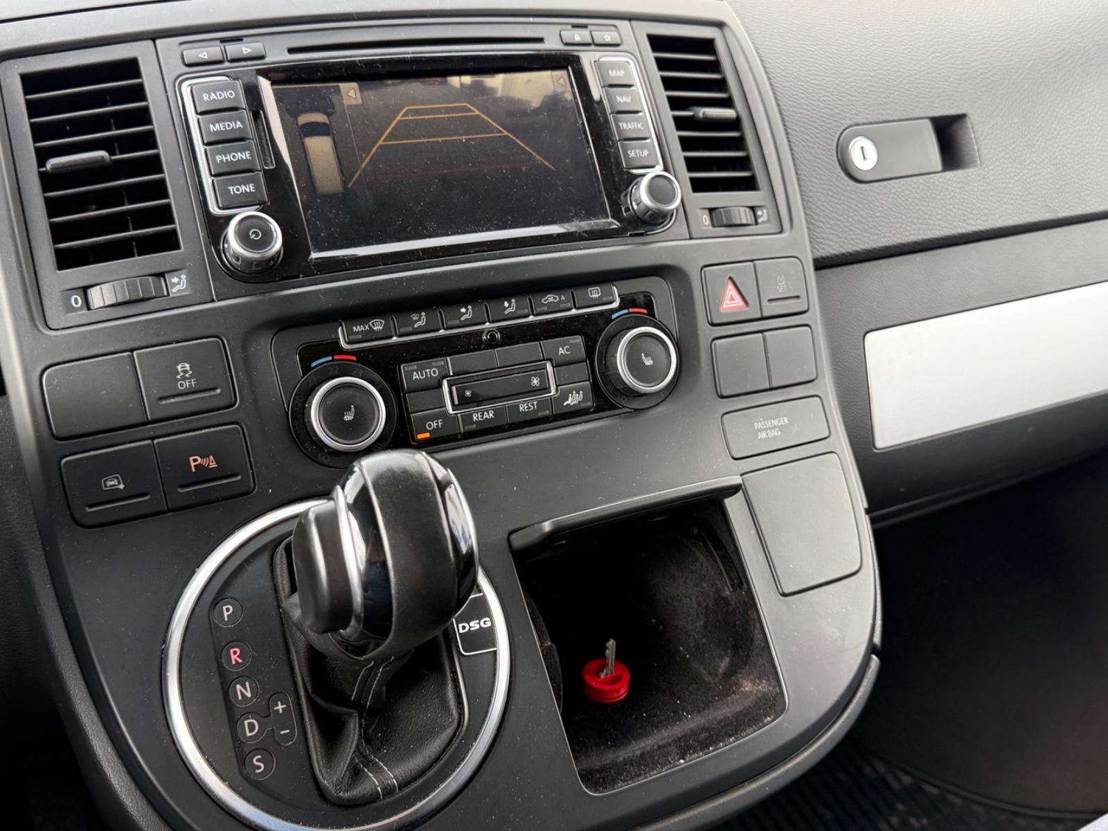 Volkswagen T5 Multivan 2.0 180ch DSG 4Motion 7 places Dynaudio Chauffage stationnaire Caméra