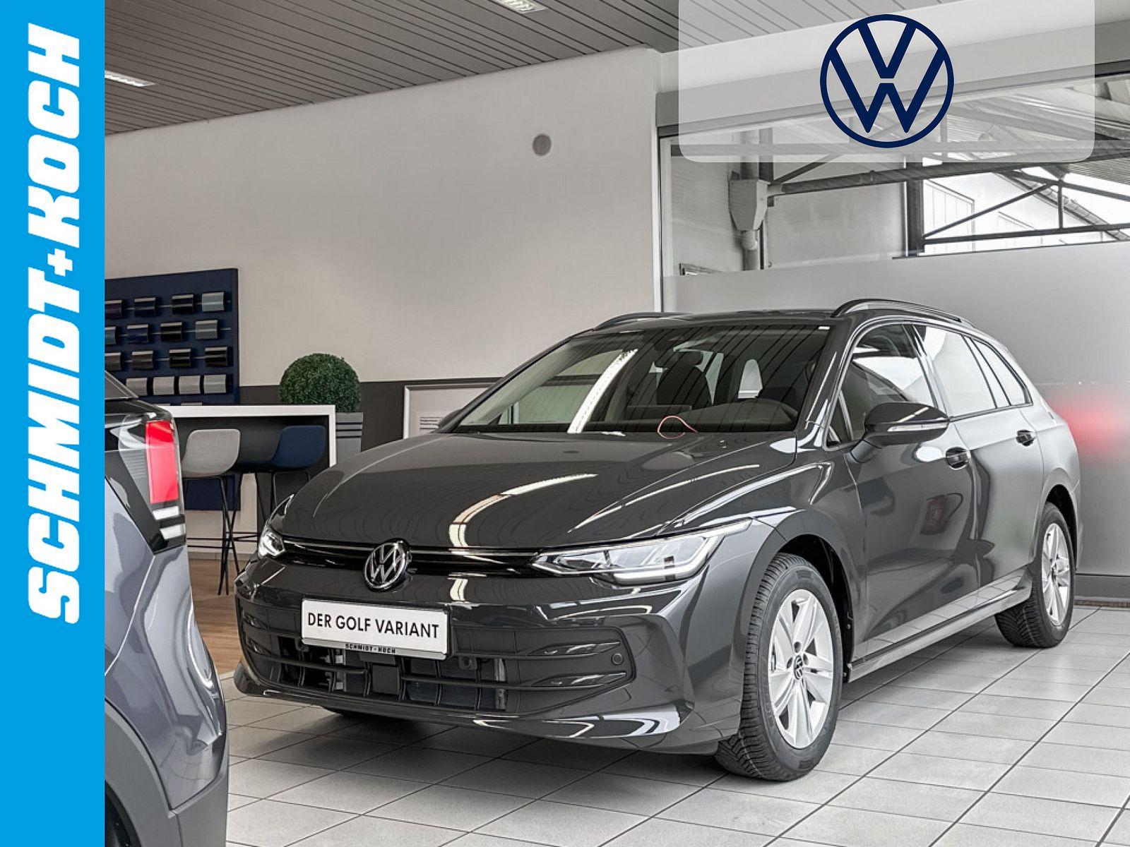 Volkswagen Golf VIII Variant 1.5 TSI OPF Life LED ACC Klima