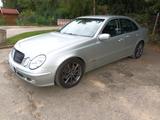 Mercedes-Benz Mercedes W211 E320, TÜV 4/27, Top - Mercedes-Benz E 320: W211