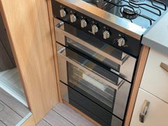 Knaus SOMA T 700 EB*TRUMA 6 E*