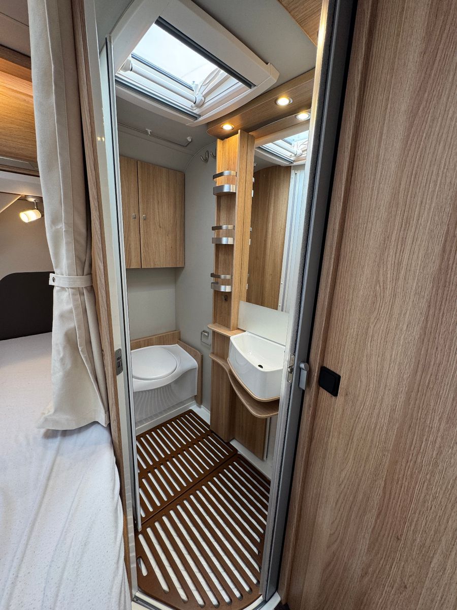 Fahrzeugabbildung Knaus SKI TI 650 MF PLATINUM SELECTION LUFTFEDERUNG 1H
