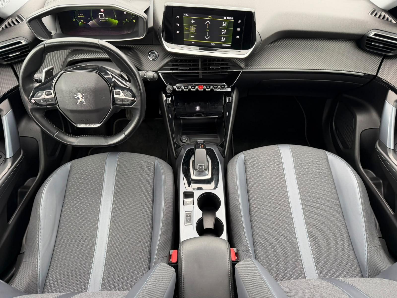 Peugeot 2008 Allure 1.5 BlueHDi Kamera/3-D Cockpit