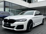 BMW 540 d xDrive Touring M Sport | Standheizung - BMW 540 aus 2023