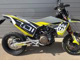 Husqvarna 701 Supermoto - HUSQVARNA SUPERMOTO