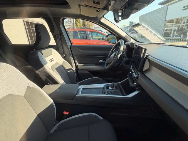 Dacia Bigster Hybrid 155 Journey Panoramadach