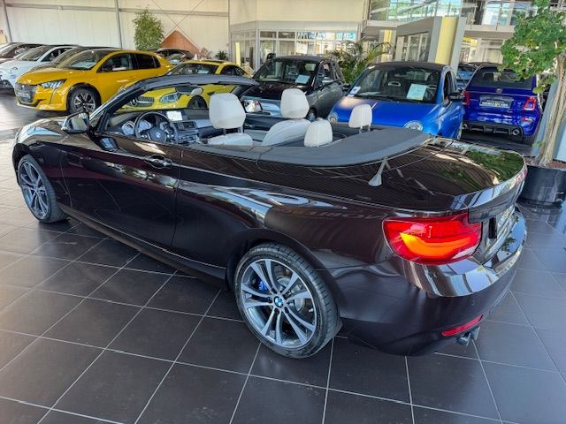 Fahrzeugabbildung BMW 230i  Sport Line KLIMA LED NAVI ALU