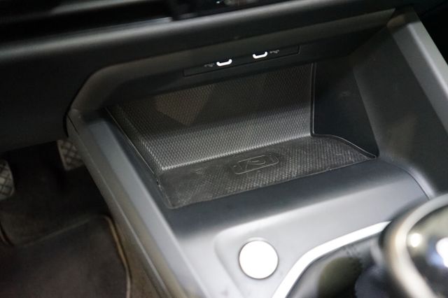 Volkswagen Golf 2.0 TDI Life | Discover Pro | Kamera