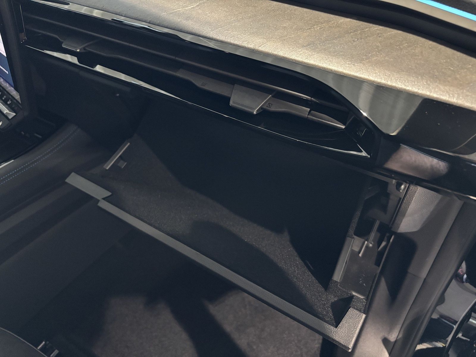 Renault Rafale - Bild 32