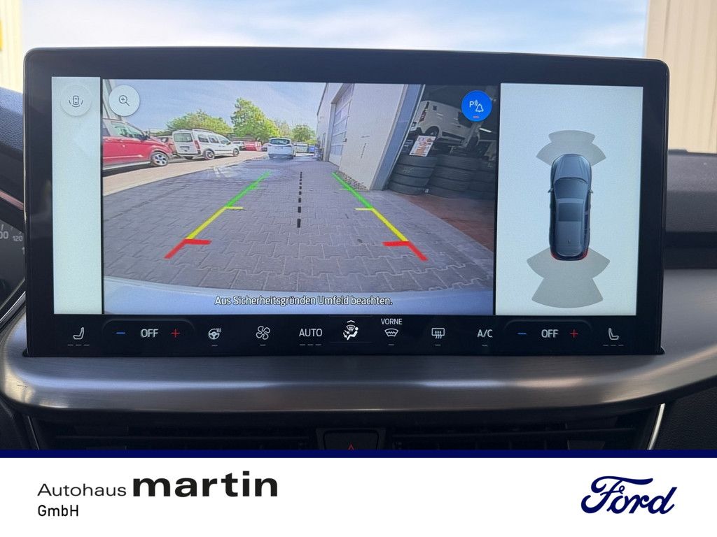 Fahrzeugabbildung Ford Focus 1.0 Titanium SHZ NAVI ACC B&O FACEL. LED