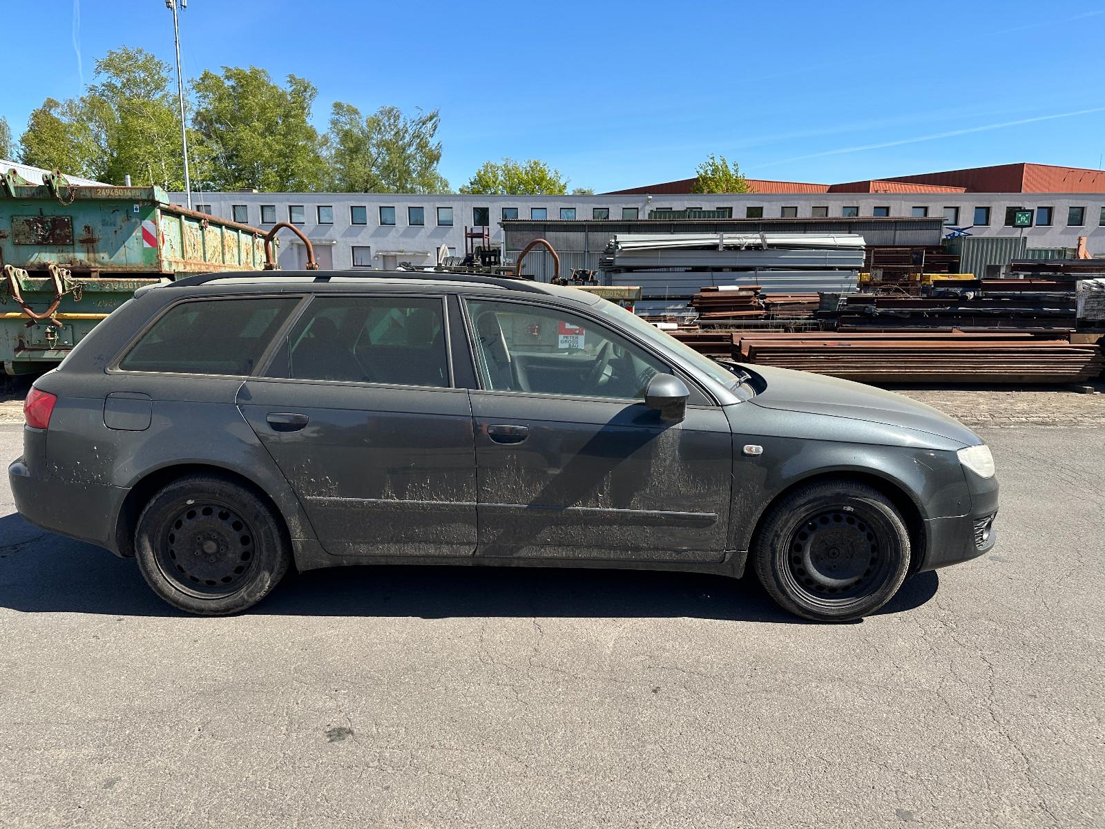 Seat Exeo 2012 — engine 1.968 cm³, 120 HP (88kW)