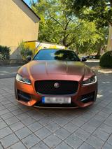 Jaguar XF 25t R-Sport - gebrauchte Jaguar XF aus dem Jahr 2019