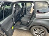 Volkswagen Touran 1.4 TSI SOUND BMT SOUND - VW Touran von privat