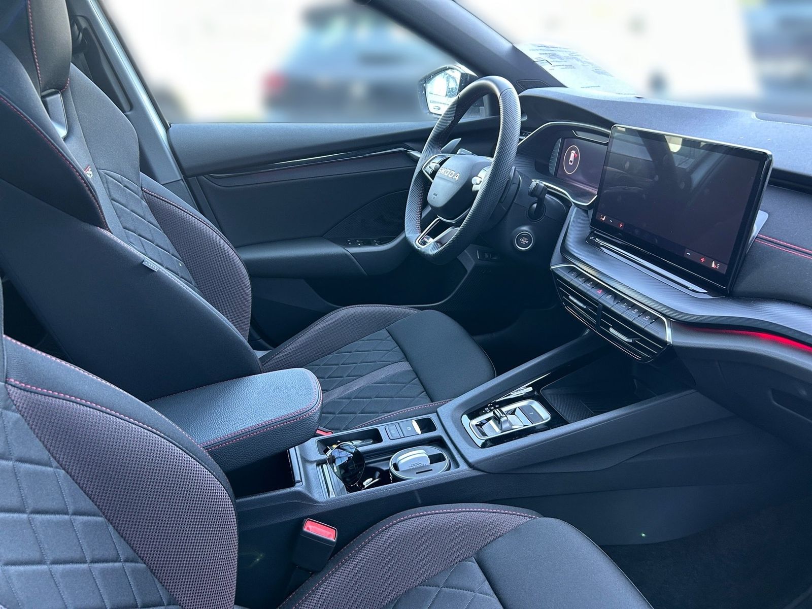 Skoda OCTAVIA COMBI 2.0 TSI DSG RS Panodach AHK Navi foto 15